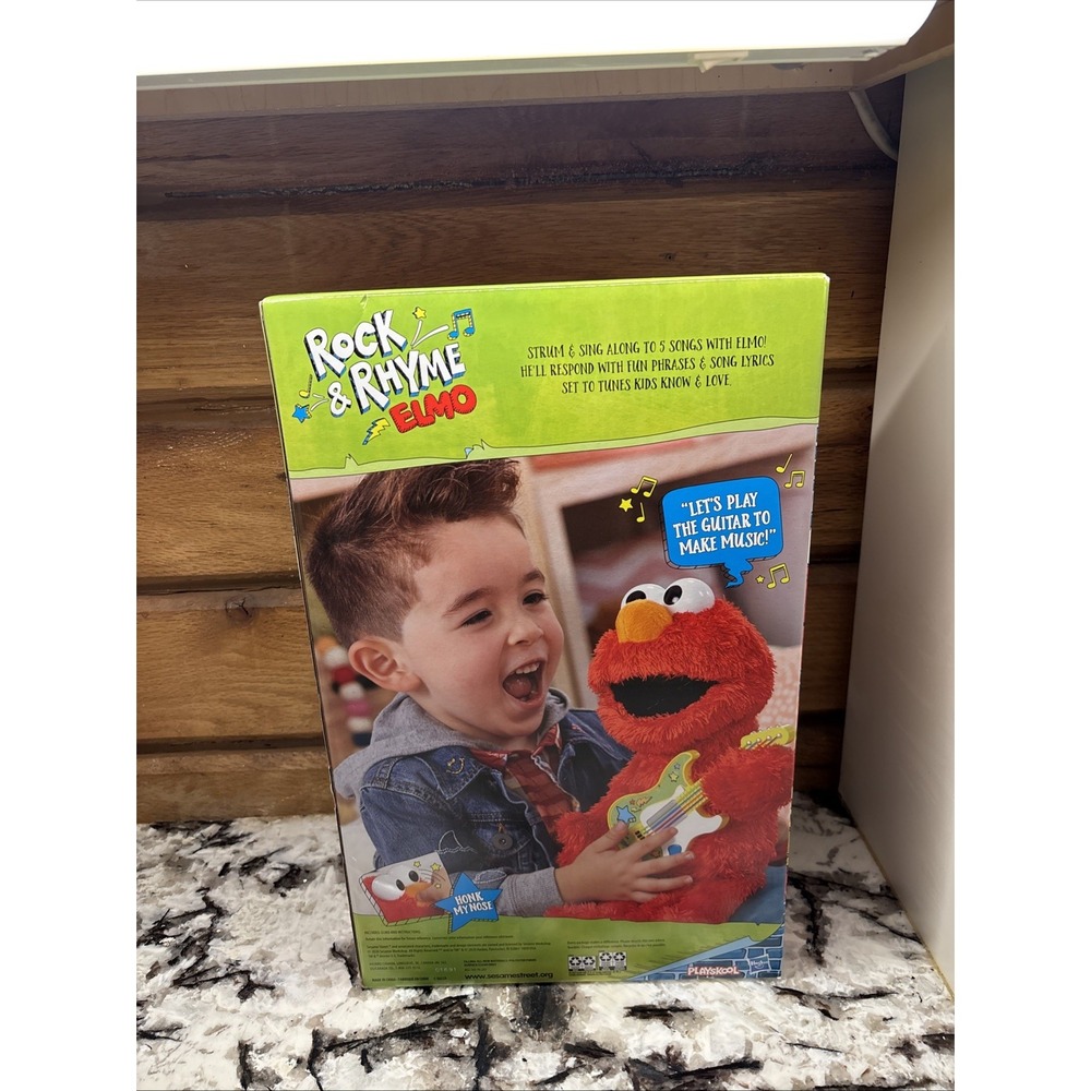 Sesame Street Rock & Rhyme Elmo 14" Plush With Guitar Sings In English & Spanish - Picture 3 of 10